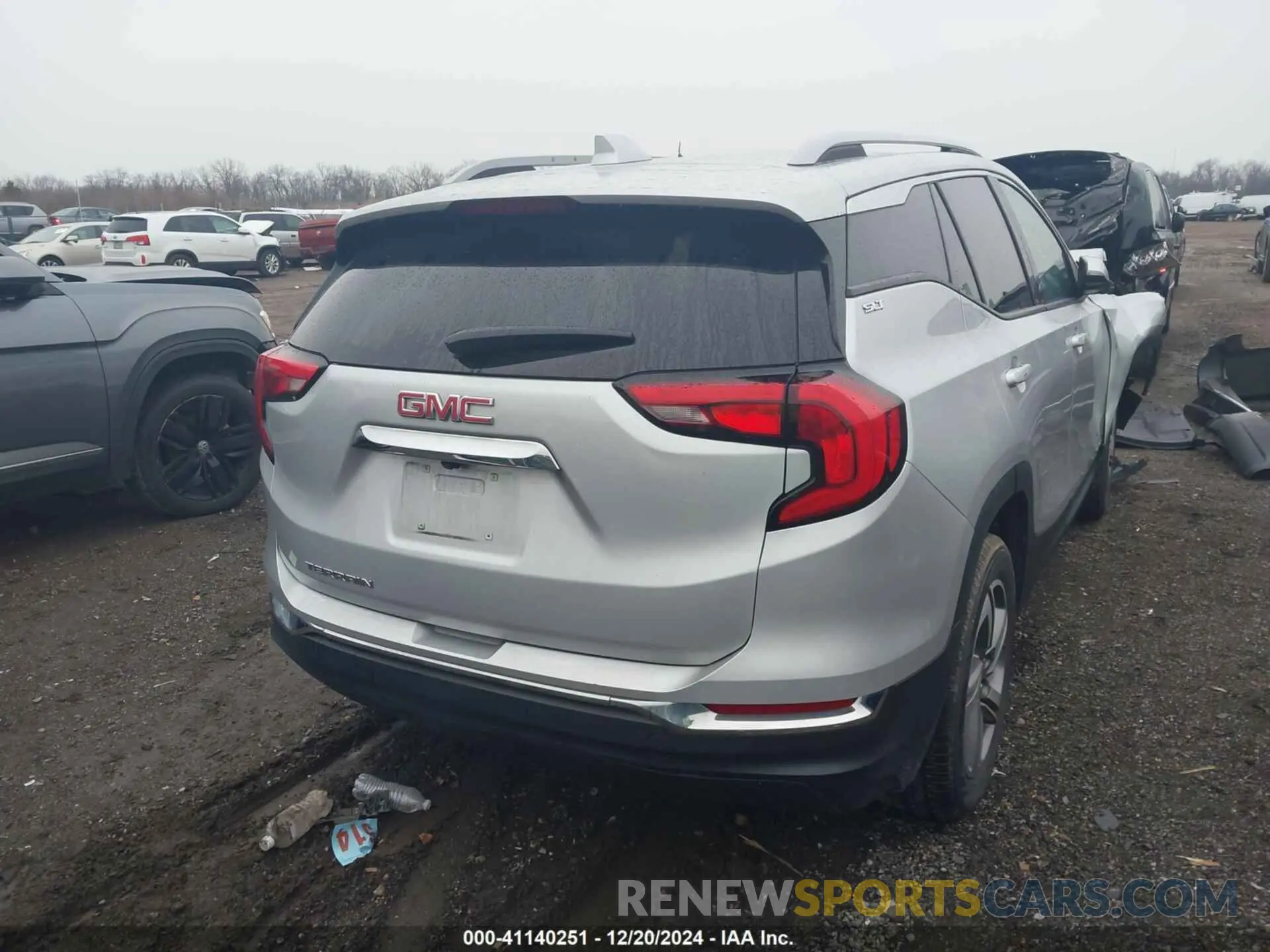 17 Photograph of a damaged car 3GKALPEVXLL116813 GMC TERRAIN 2020