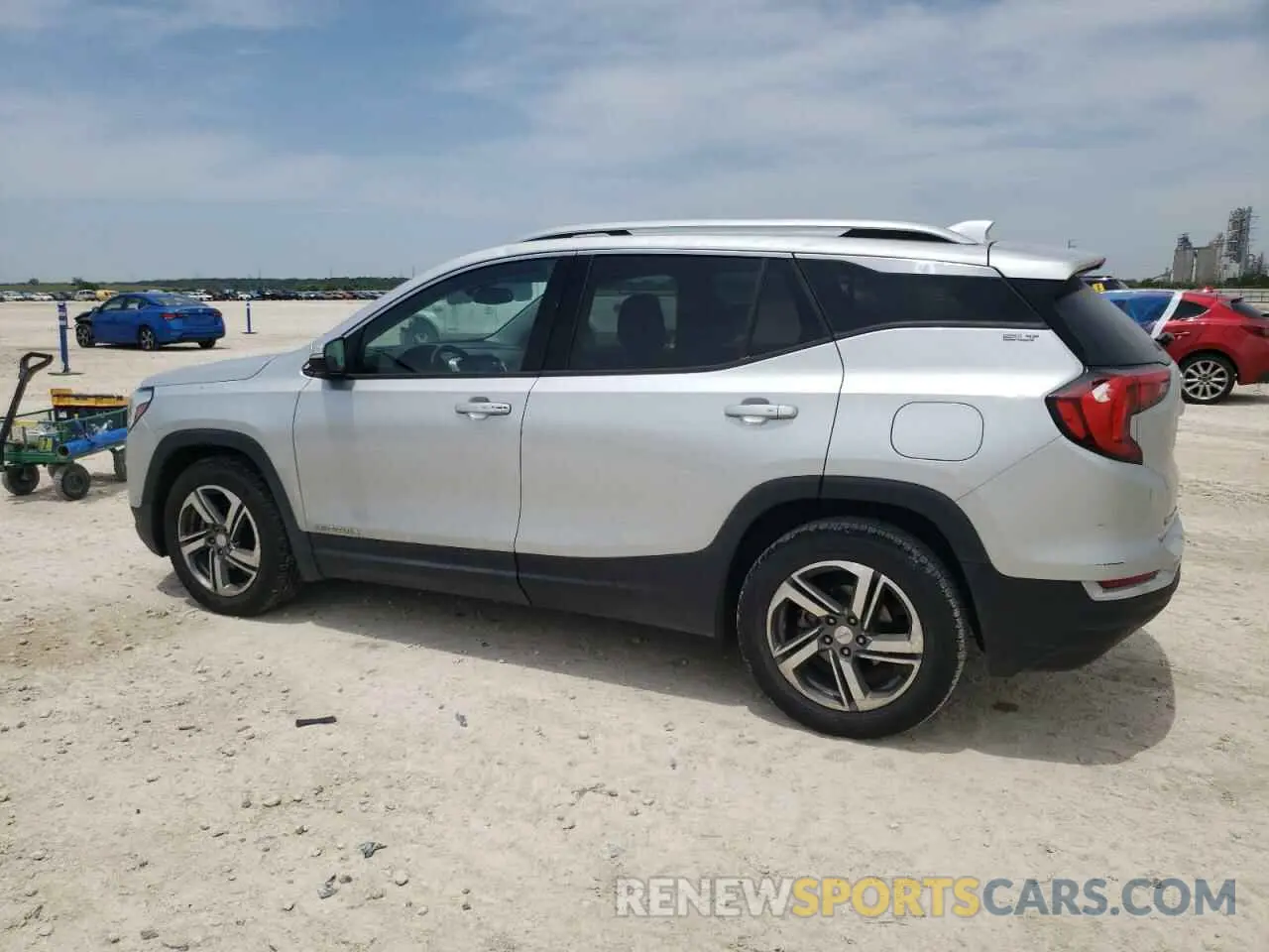 2 Photograph of a damaged car 3GKALPEVXLL171262 GMC TERRAIN 2020