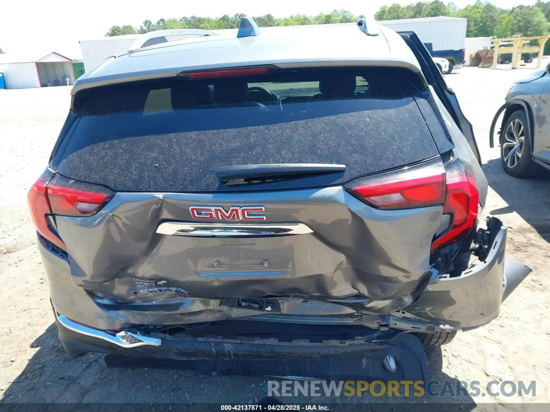 16 Photograph of a damaged car 3GKALPEVXLL185114 GMC TERRAIN 2020