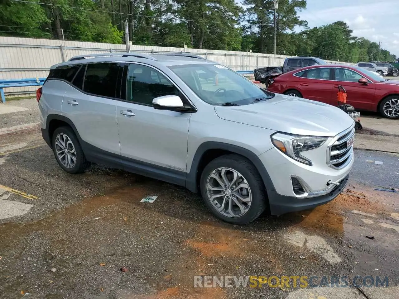 4 Photograph of a damaged car 3GKALPEX0LL235844 GMC TERRAIN 2020