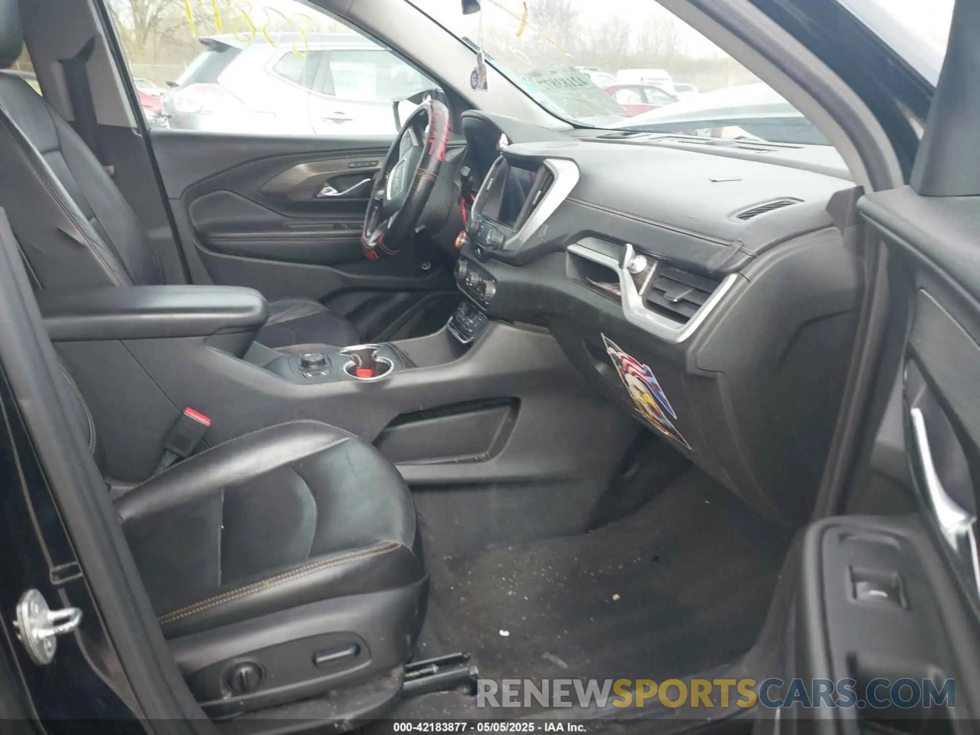 5 Photograph of a damaged car 3GKALPEX2LL243296 GMC TERRAIN 2020