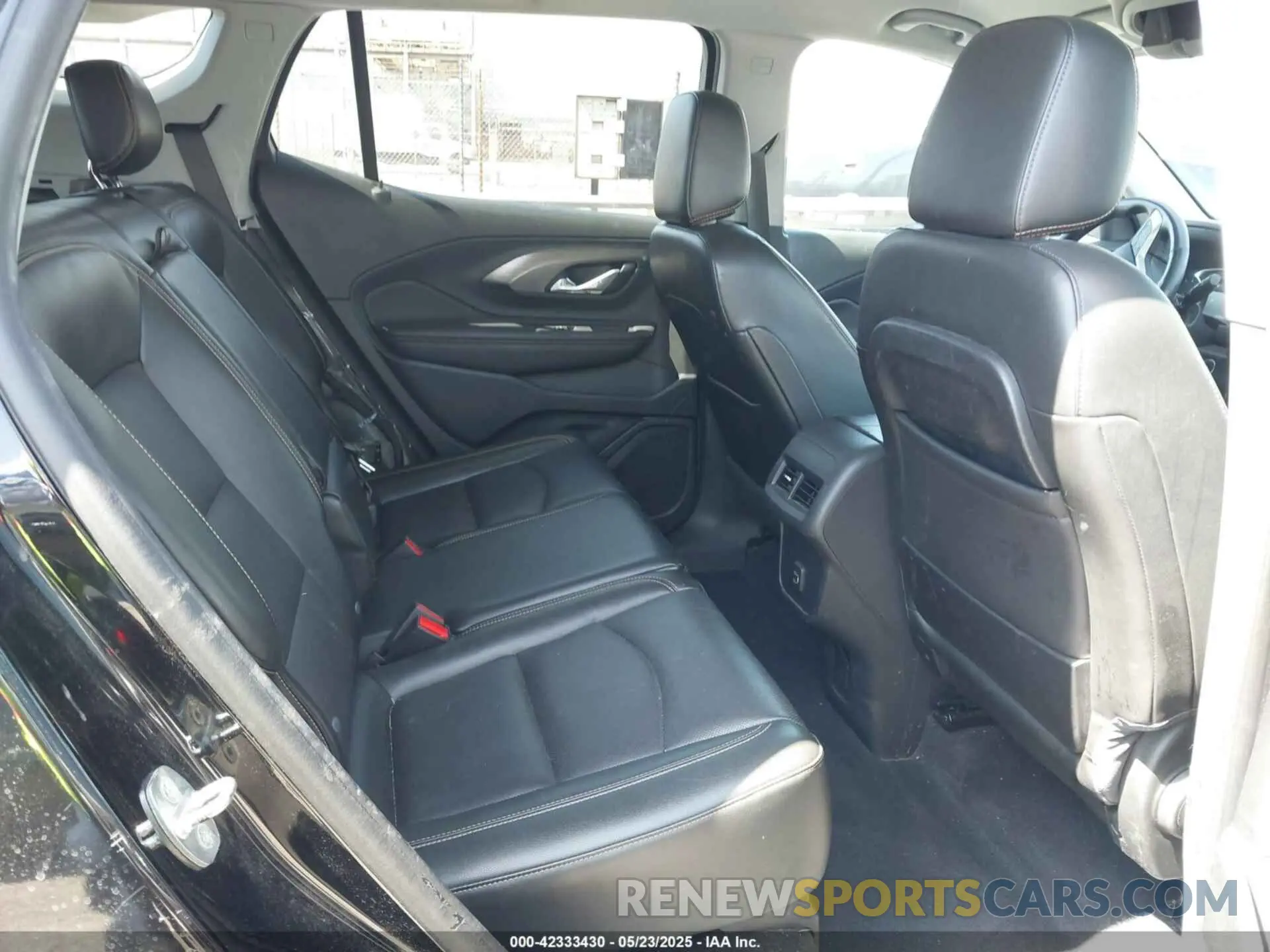 8 Photograph of a damaged car 3GKALPEX2LL317123 GMC TERRAIN 2020