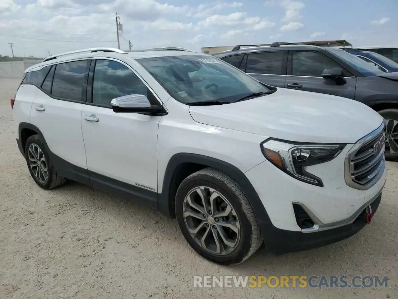 4 Photograph of a damaged car 3GKALPEX3LL133261 GMC TERRAIN 2020