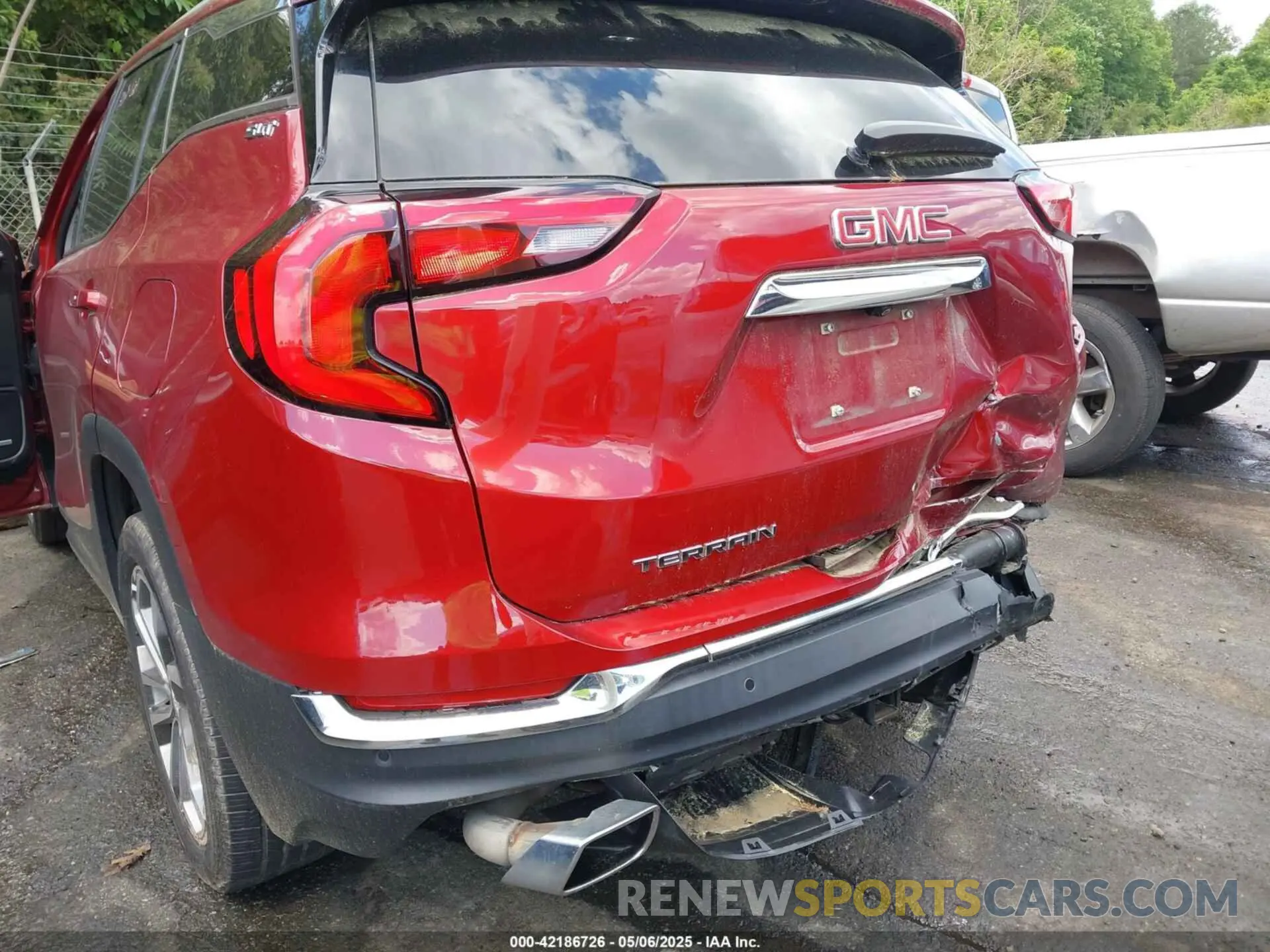 6 Photograph of a damaged car 3GKALPEX3LL190480 GMC TERRAIN 2020