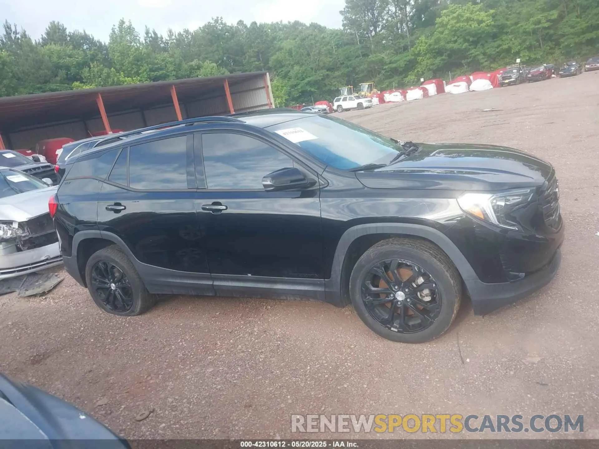 13 Photograph of a damaged car 3GKALPEX4LL112404 GMC TERRAIN 2020