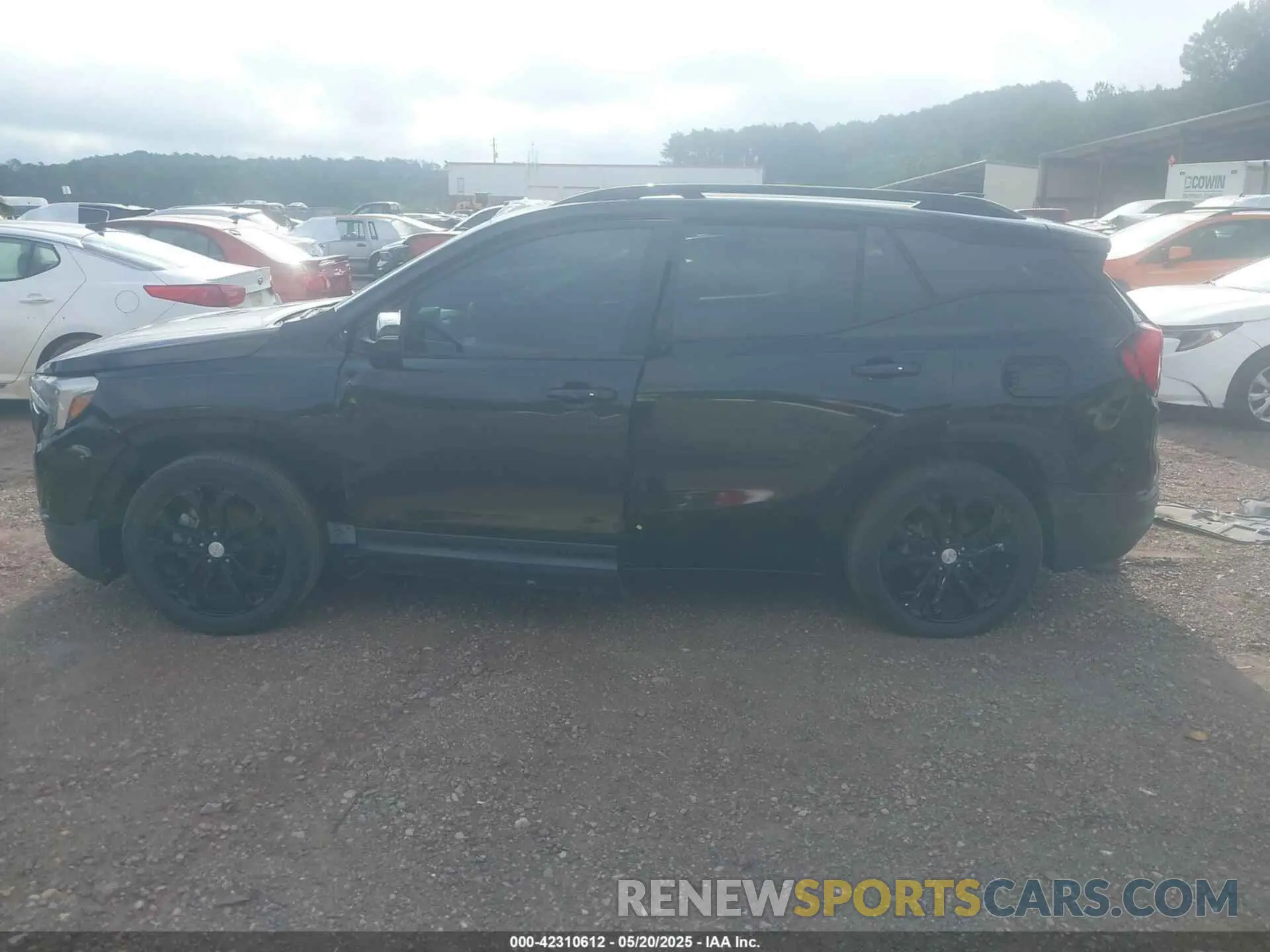 14 Photograph of a damaged car 3GKALPEX4LL112404 GMC TERRAIN 2020