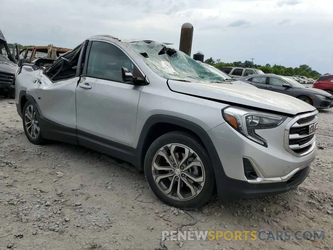 4 Photograph of a damaged car 3GKALPEX5LL238450 GMC TERRAIN 2020