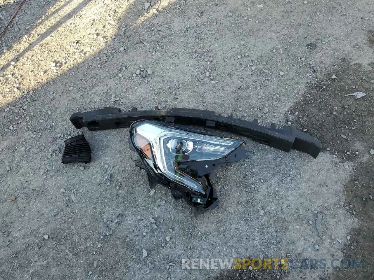 13 Photograph of a damaged car 3GKALPEX7LL116818 GMC TERRAIN 2020