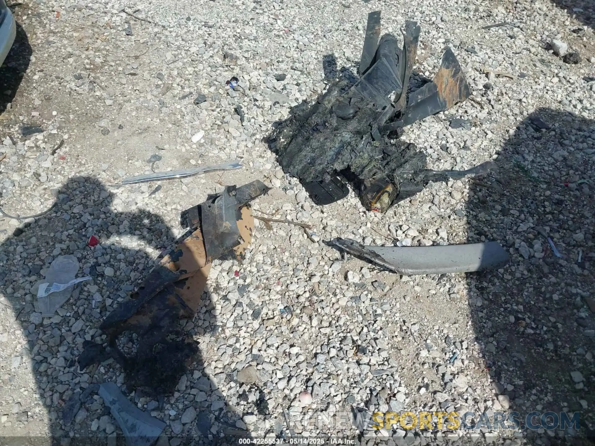 11 Photograph of a damaged car 3GKALPEX7LL336685 GMC TERRAIN 2020