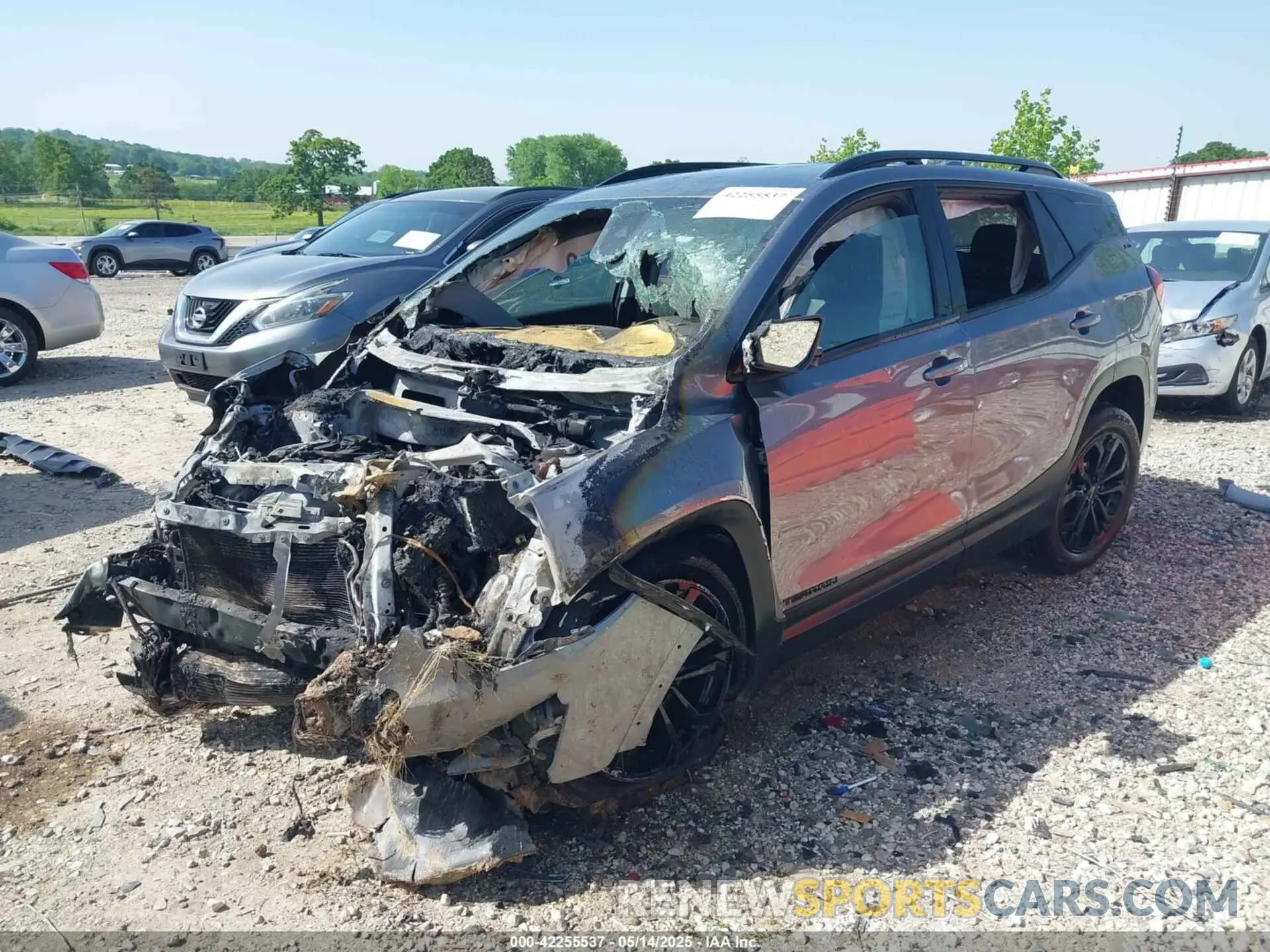 2 Photograph of a damaged car 3GKALPEX7LL336685 GMC TERRAIN 2020