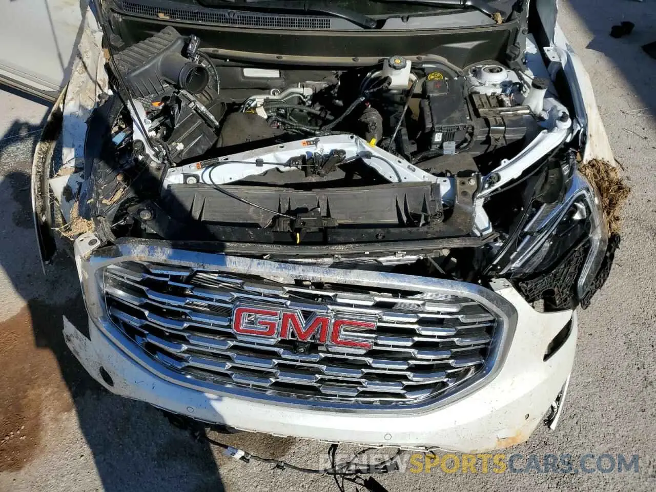 12 Photograph of a damaged car 3GKALSEX6LL314132 GMC TERRAIN 2020