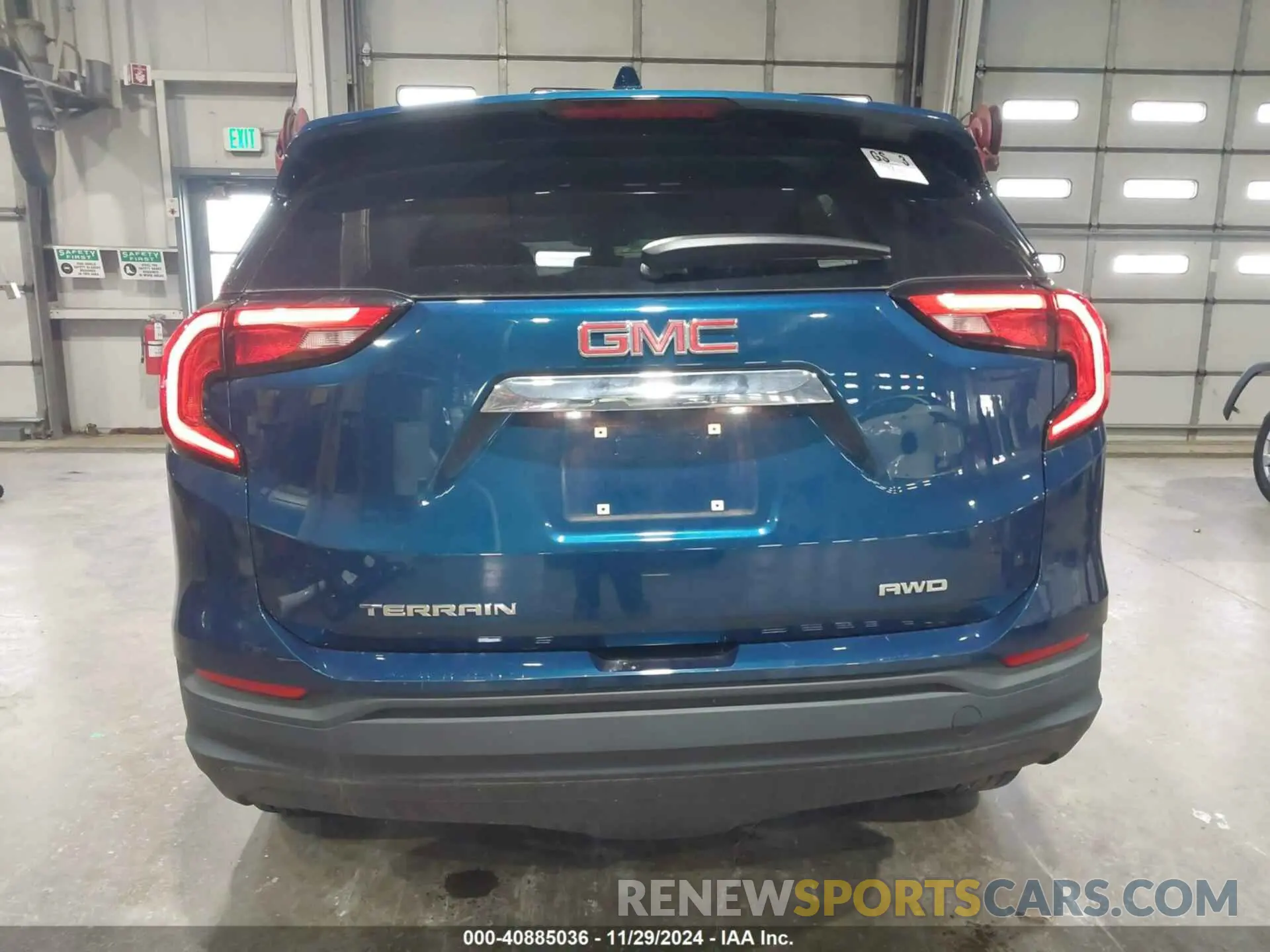 17 Photograph of a damaged car 3GKALTEV0LL283996 GMC TERRAIN 2020