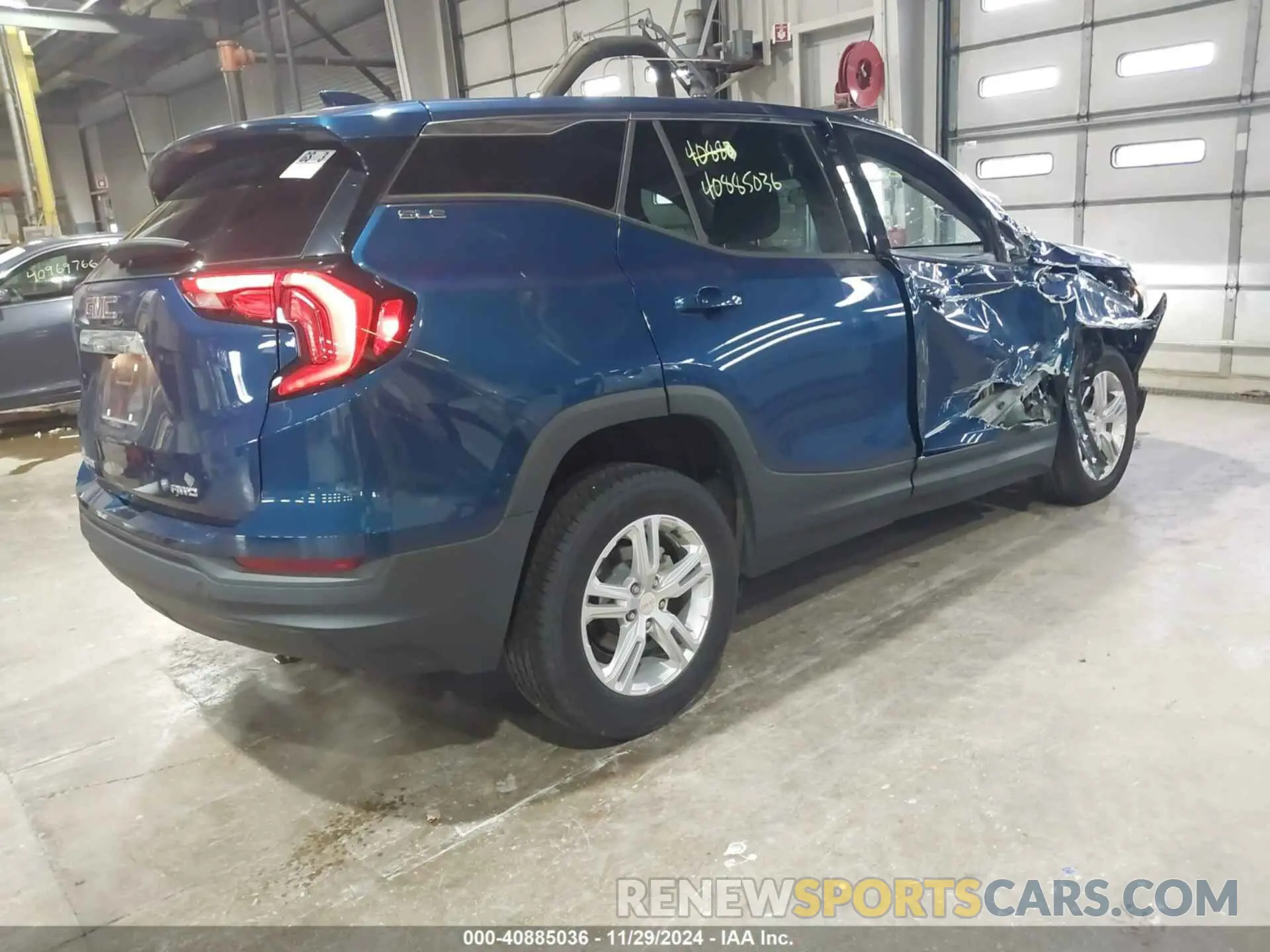 4 Photograph of a damaged car 3GKALTEV0LL283996 GMC TERRAIN 2020