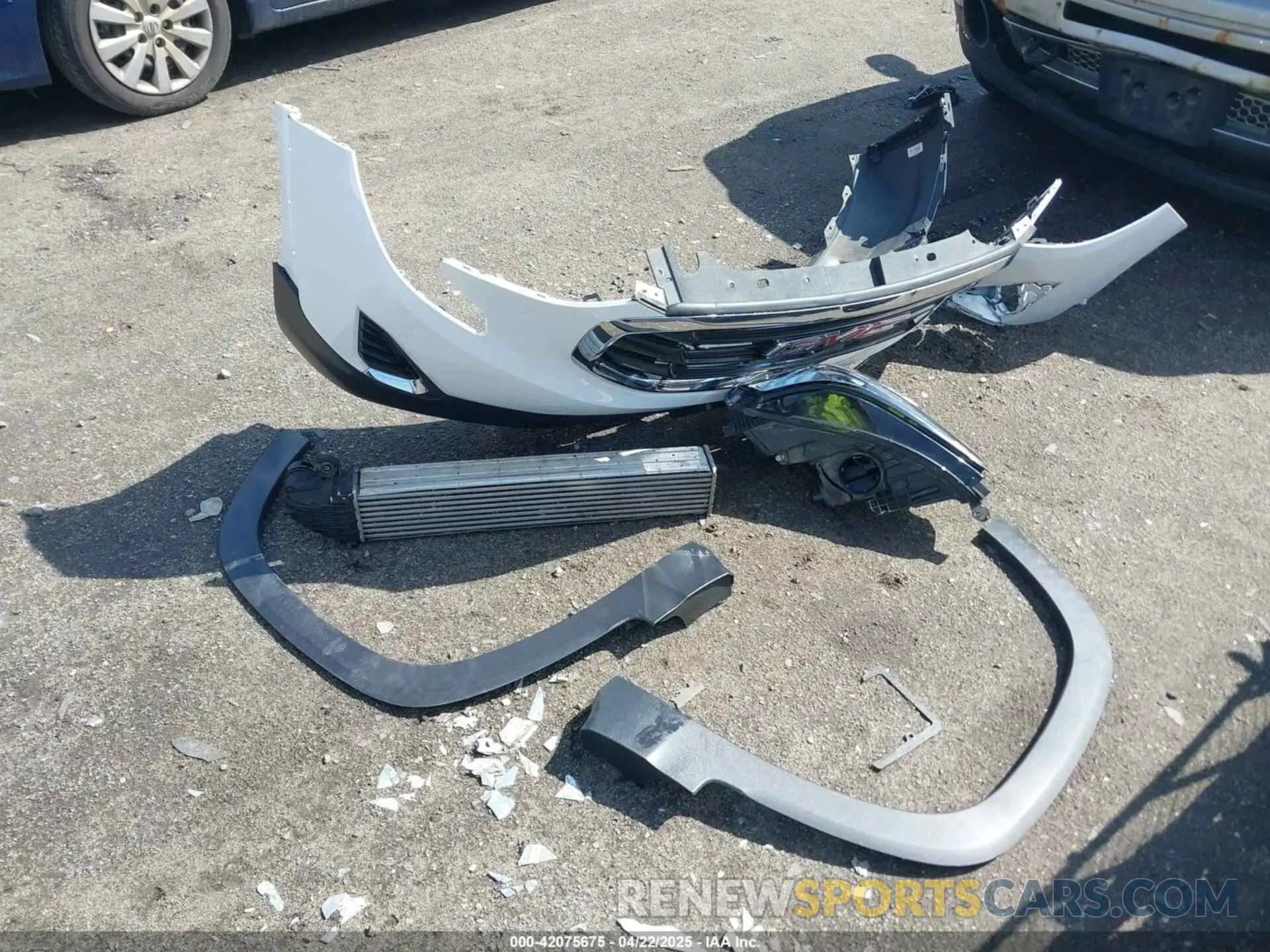 12 Photograph of a damaged car 3GKALTEV1LL117342 GMC TERRAIN 2020