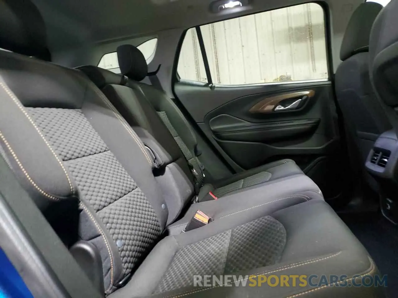 11 Photograph of a damaged car 3GKALTEV1LL229249 GMC TERRAIN 2020