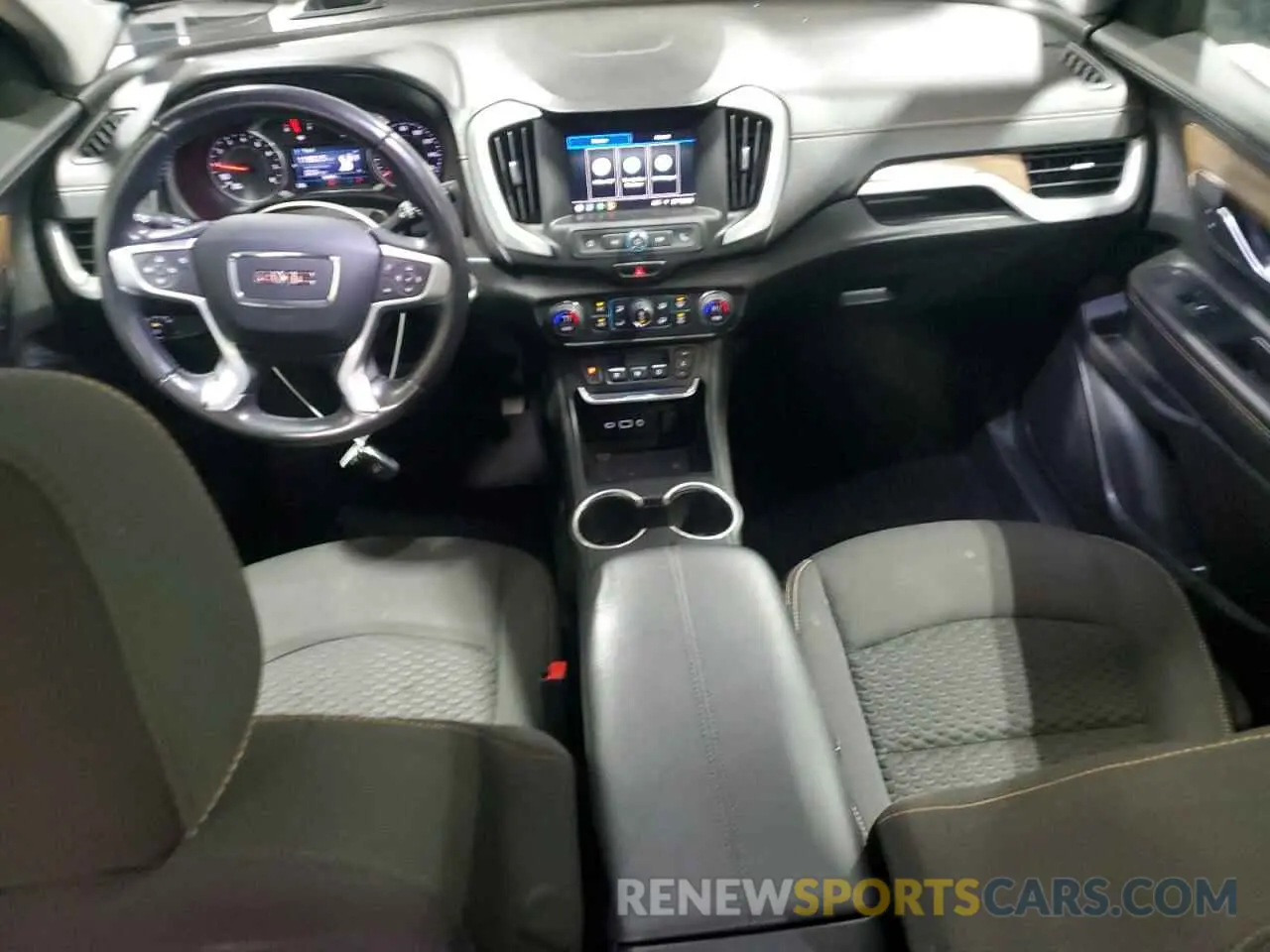 8 Photograph of a damaged car 3GKALTEV1LL229249 GMC TERRAIN 2020