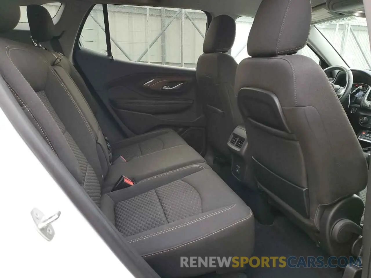 10 Photograph of a damaged car 3GKALTEV2LL143092 GMC TERRAIN 2020