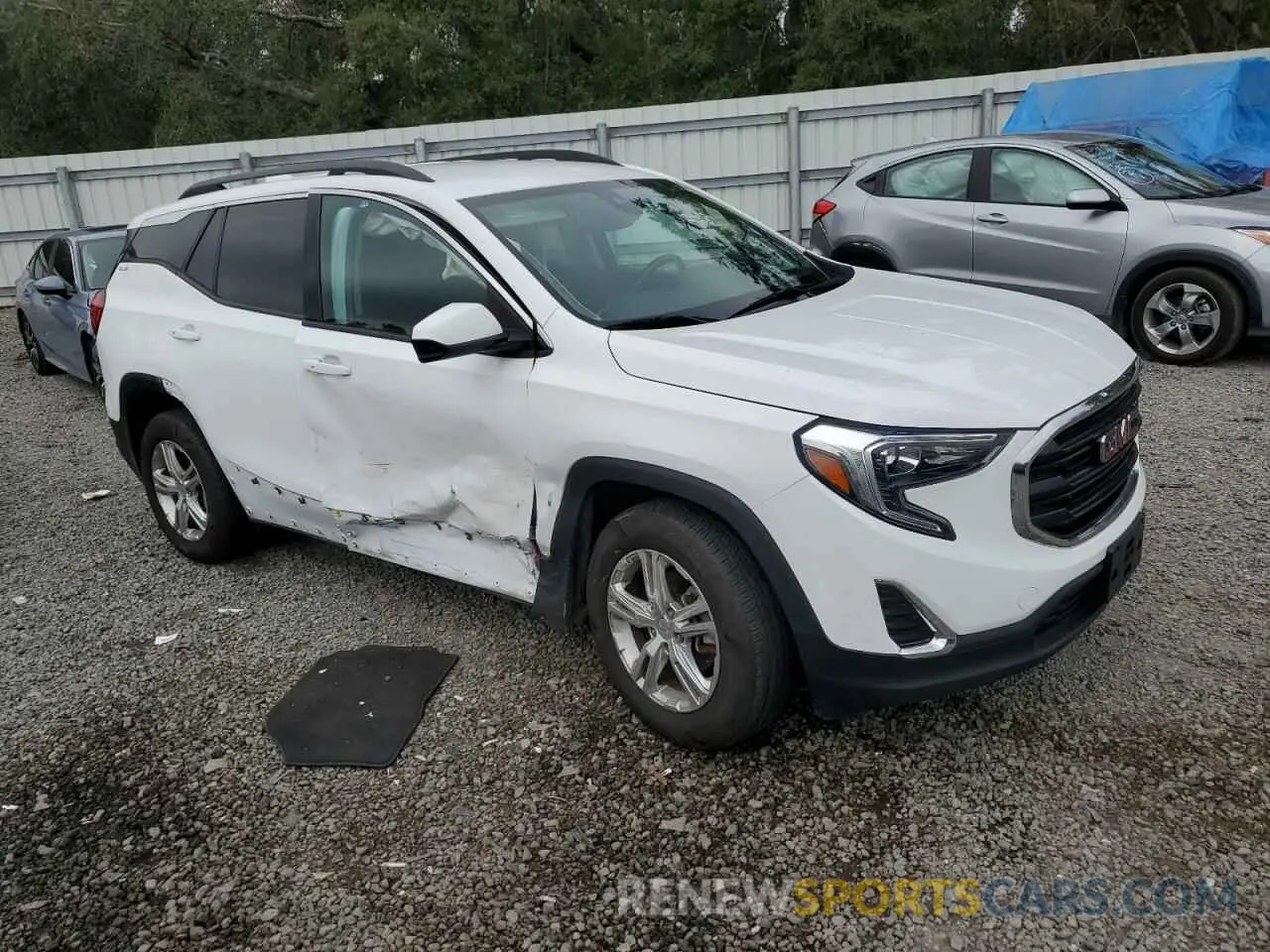 4 Photograph of a damaged car 3GKALTEV4LL328163 GMC TERRAIN 2020