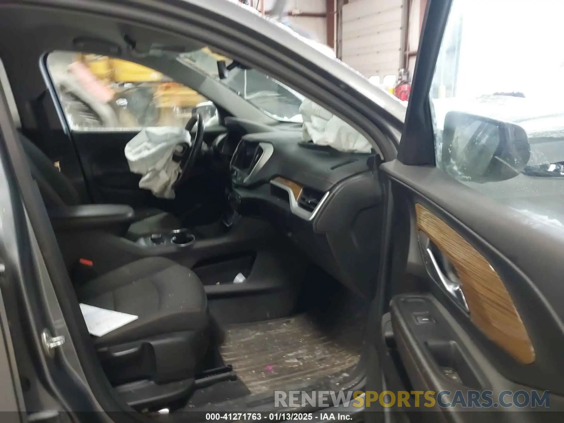 5 Photograph of a damaged car 3GKALTEV5LL190780 GMC TERRAIN 2020
