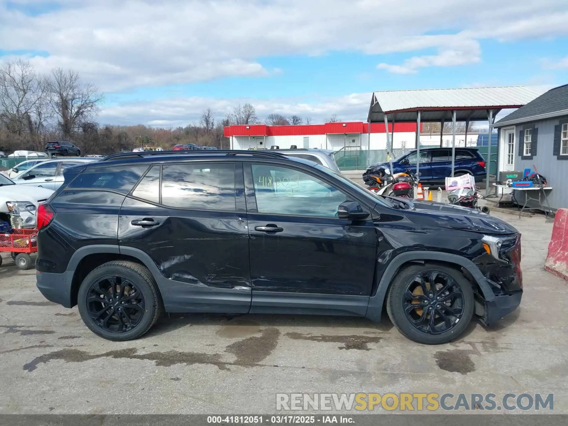 13 Photograph of a damaged car 3GKALTEV6LL232566 GMC TERRAIN 2020
