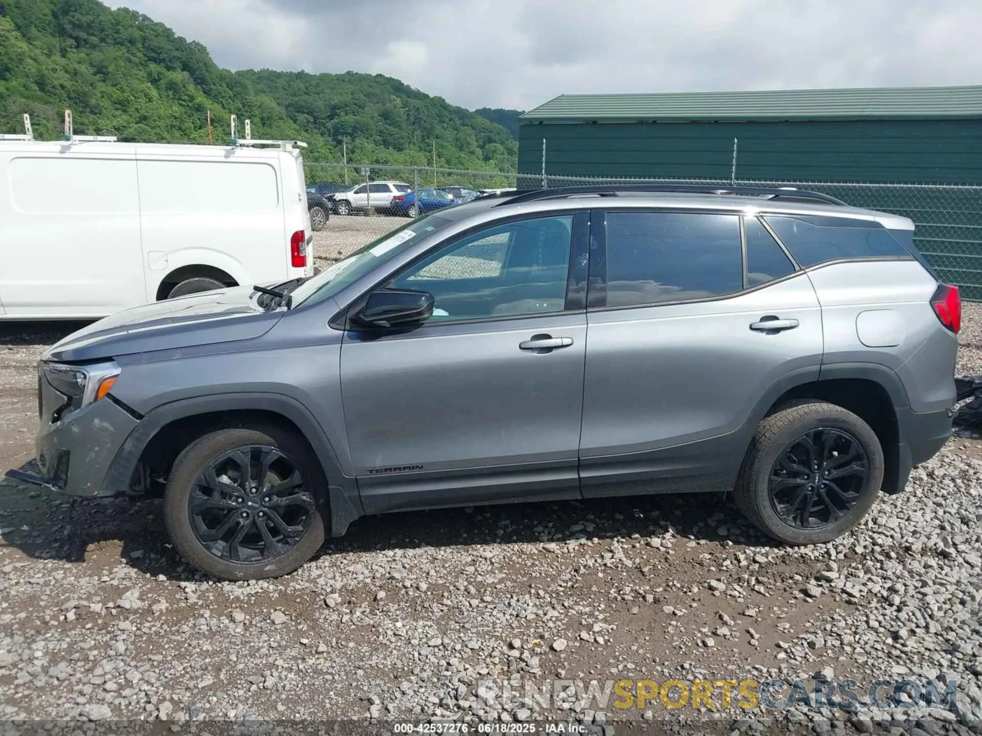 15 Photograph of a damaged car 3GKALTEV7LL331946 GMC TERRAIN 2020