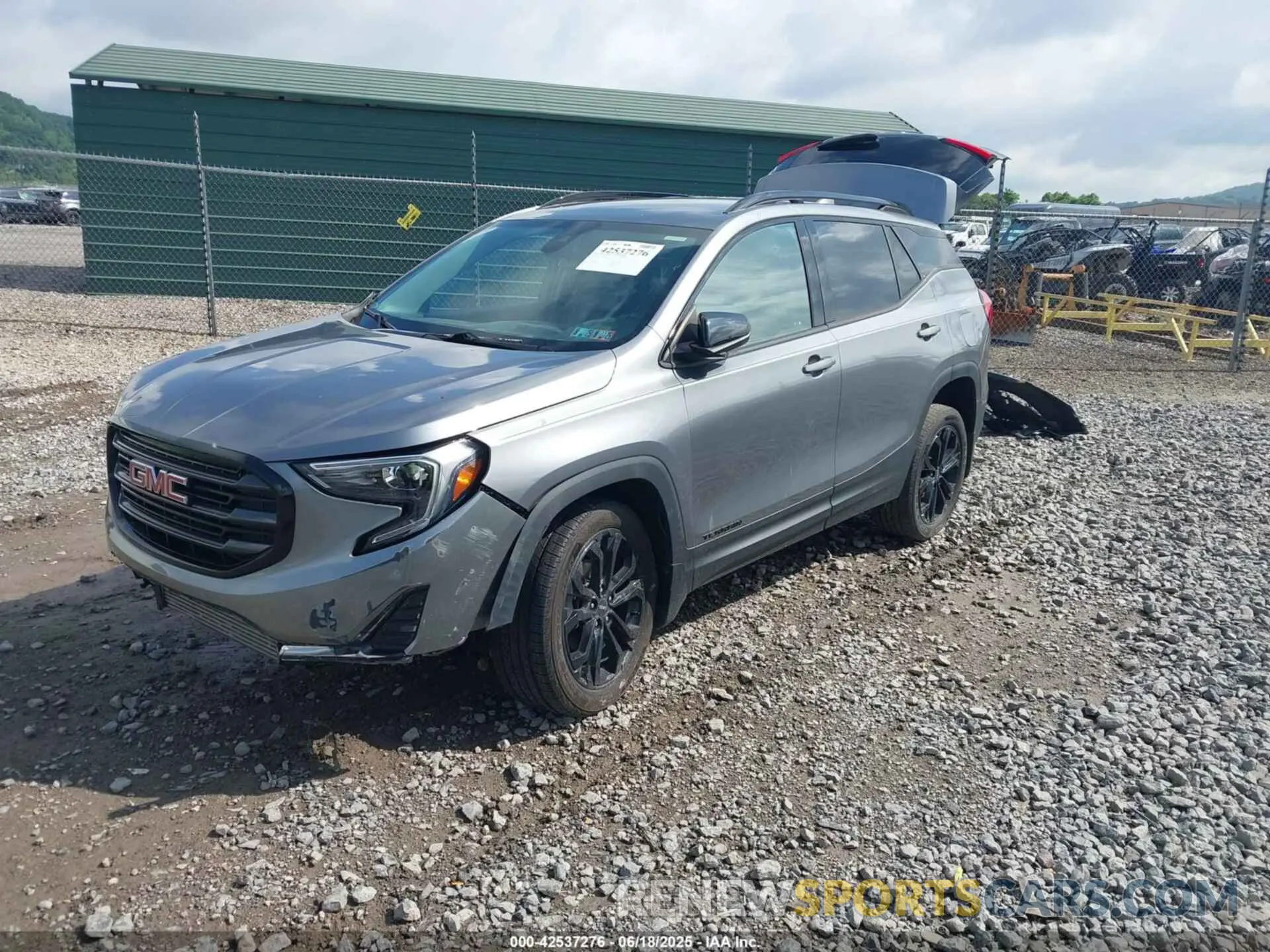 2 Photograph of a damaged car 3GKALTEV7LL331946 GMC TERRAIN 2020
