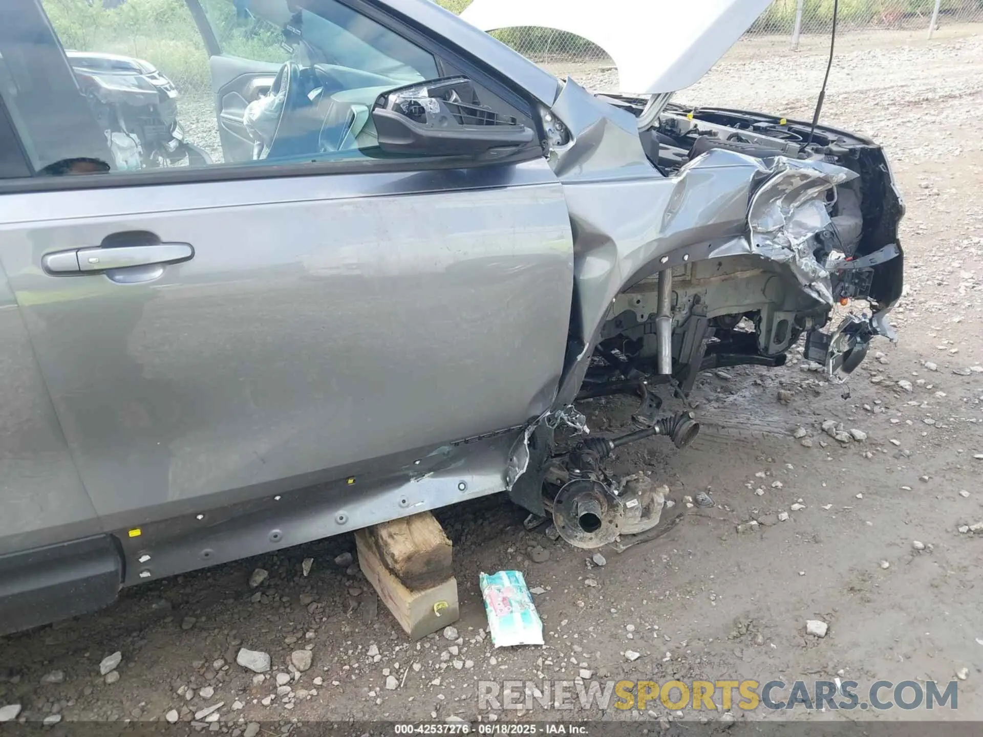 6 Photograph of a damaged car 3GKALTEV7LL331946 GMC TERRAIN 2020