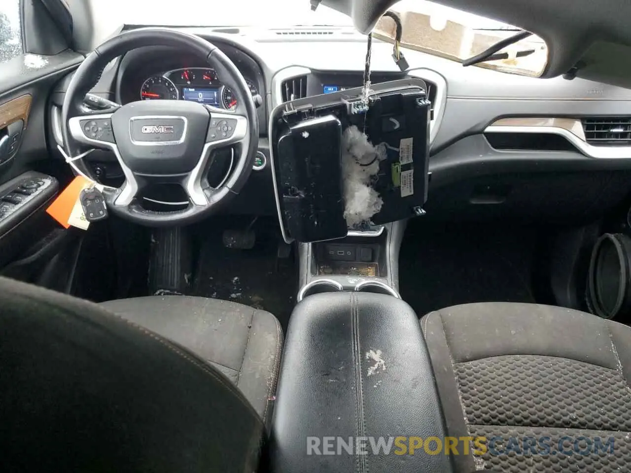 8 Photograph of a damaged car 3GKALTEV8LL179112 GMC TERRAIN 2020