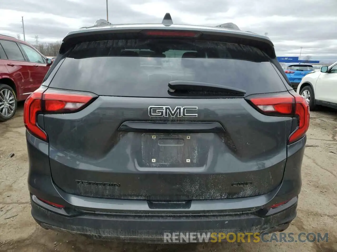 6 Photograph of a damaged car 3GKALTEV8LL226896 GMC TERRAIN 2020