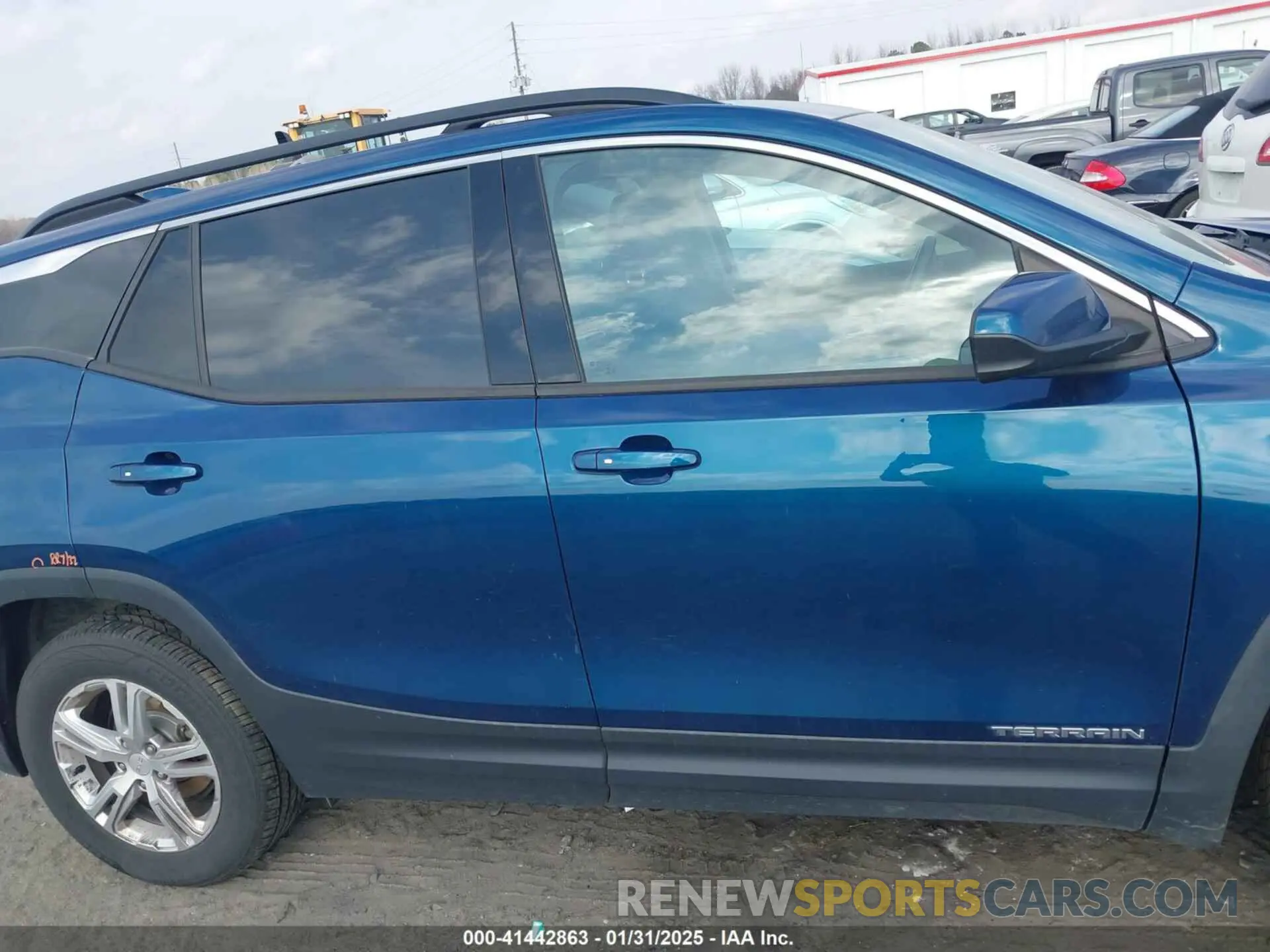 13 Photograph of a damaged car 3GKALTEV8LL308773 GMC TERRAIN 2020