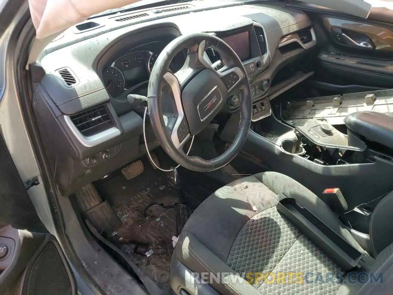 8 Photograph of a damaged car 3GKALTEV9LL205748 GMC TERRAIN 2020