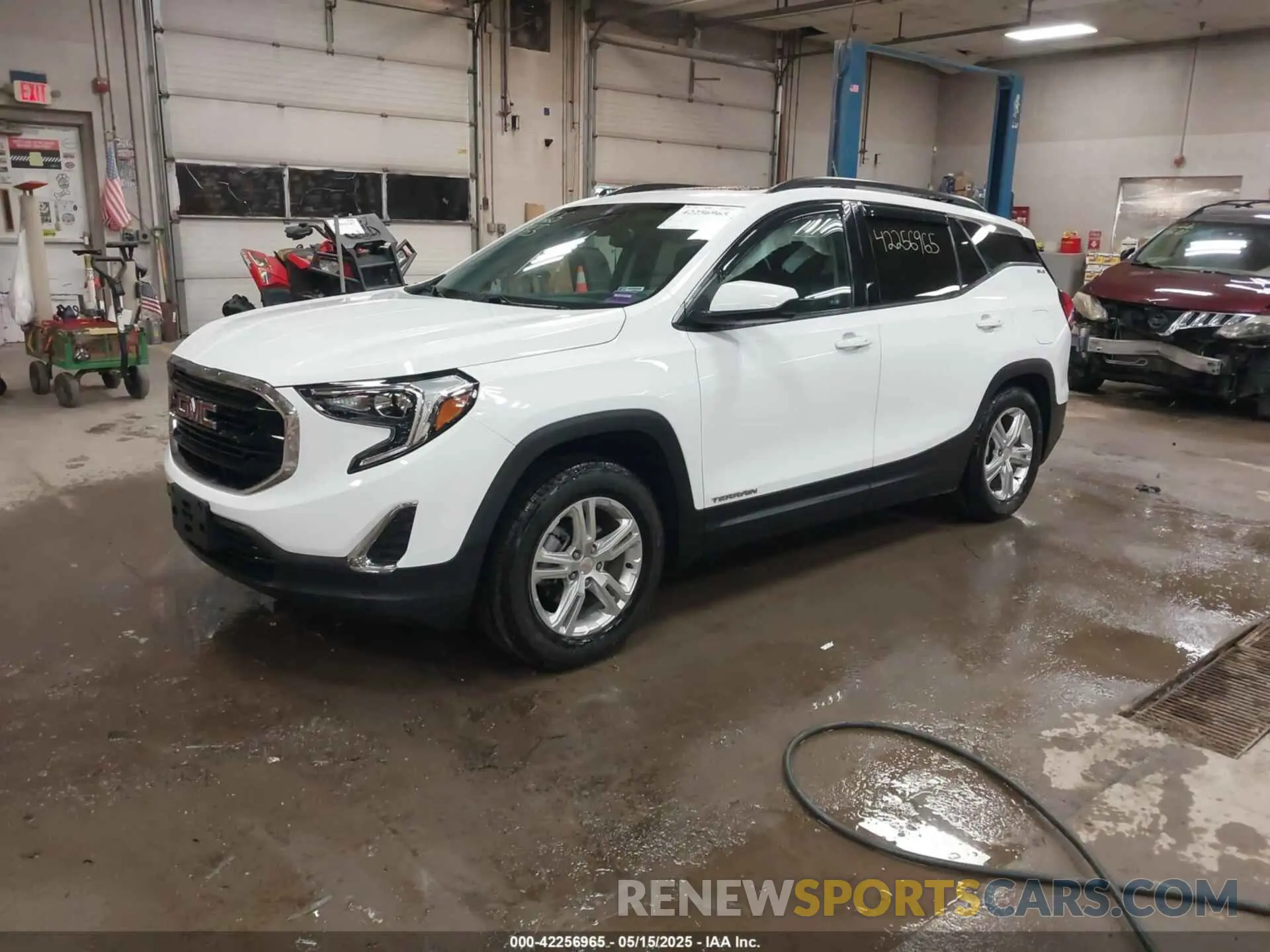 2 Photograph of a damaged car 3GKALTEV9LL261804 GMC TERRAIN 2020