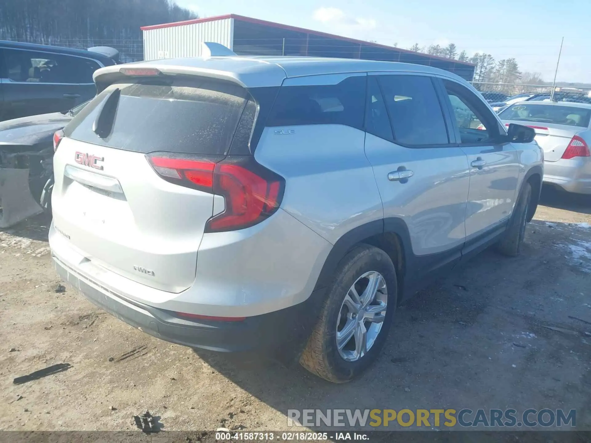 4 Photograph of a damaged car 3GKALTEVXLL103634 GMC TERRAIN 2020