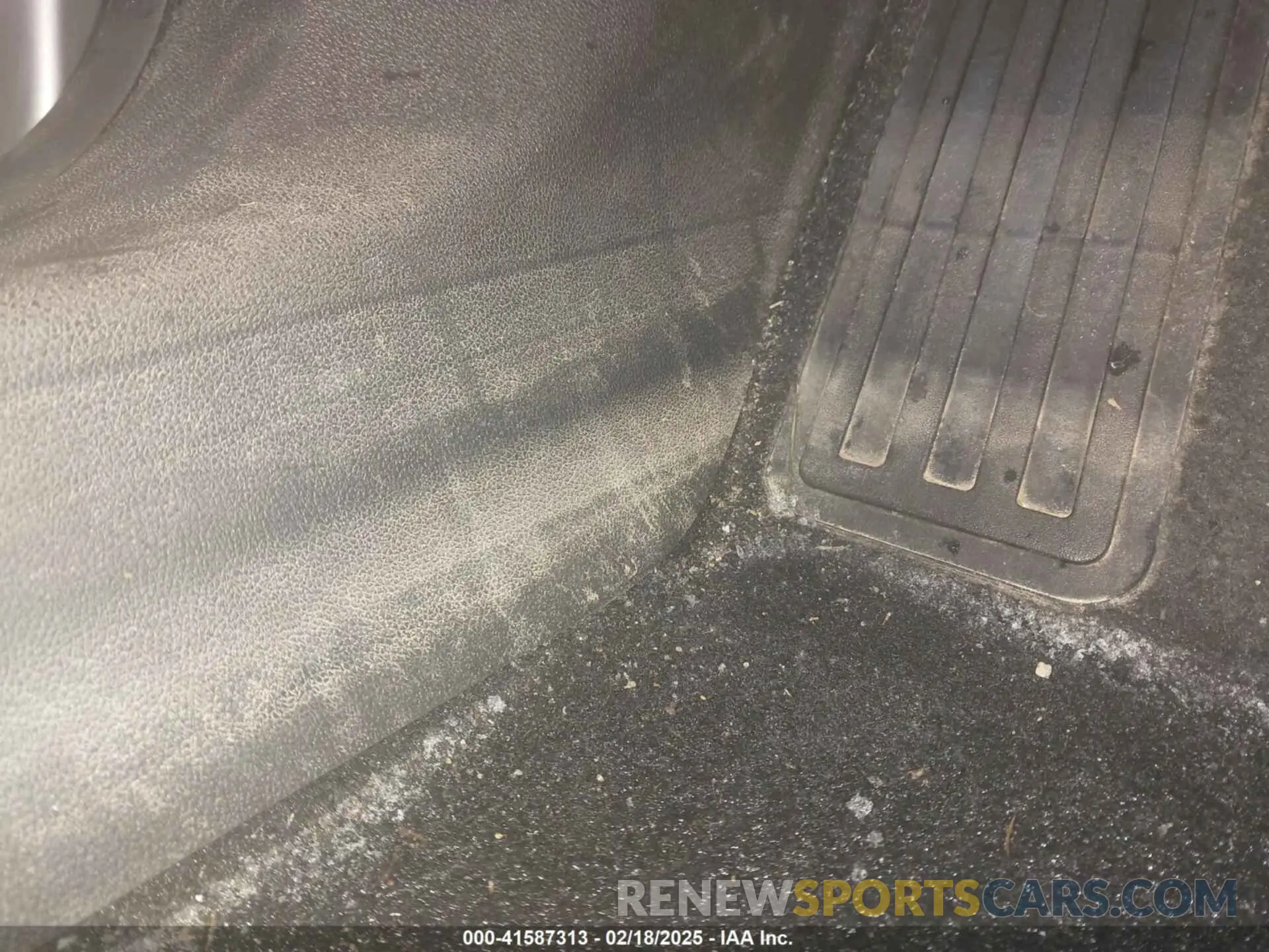 6 Photograph of a damaged car 3GKALTEVXLL103634 GMC TERRAIN 2020
