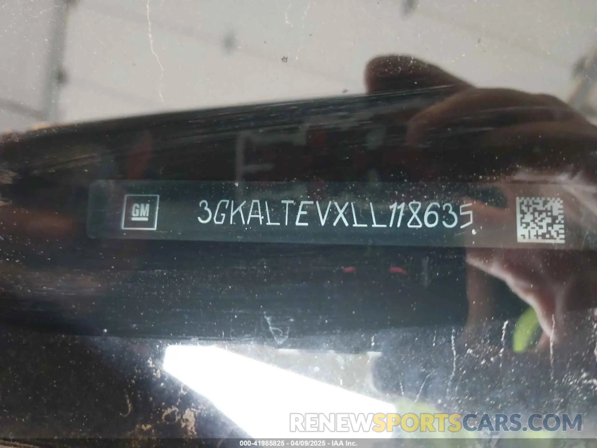 9 Photograph of a damaged car 3GKALTEVXLL118635 GMC TERRAIN 2020