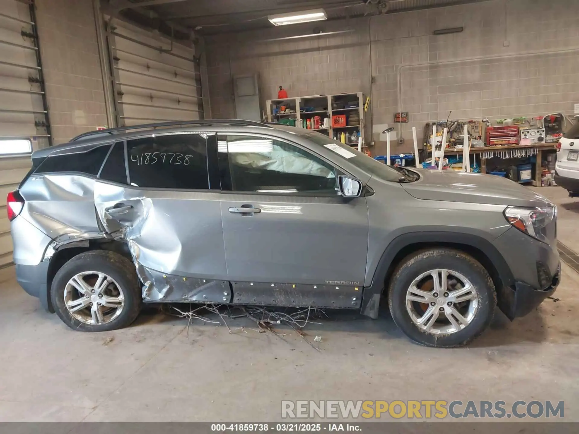 13 Photograph of a damaged car 3GKALTEVXLL169214 GMC TERRAIN 2020