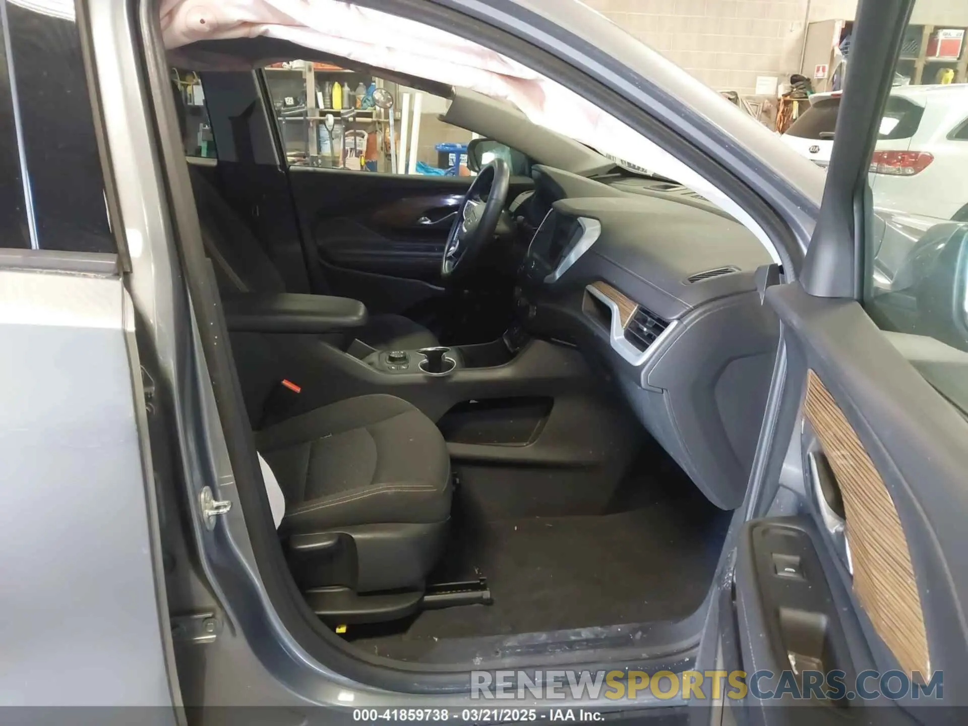 5 Photograph of a damaged car 3GKALTEVXLL169214 GMC TERRAIN 2020