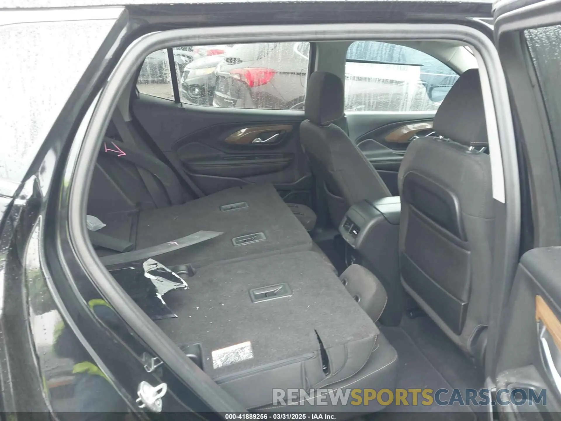8 Photograph of a damaged car 3GKALTEVXLL213521 GMC TERRAIN 2020