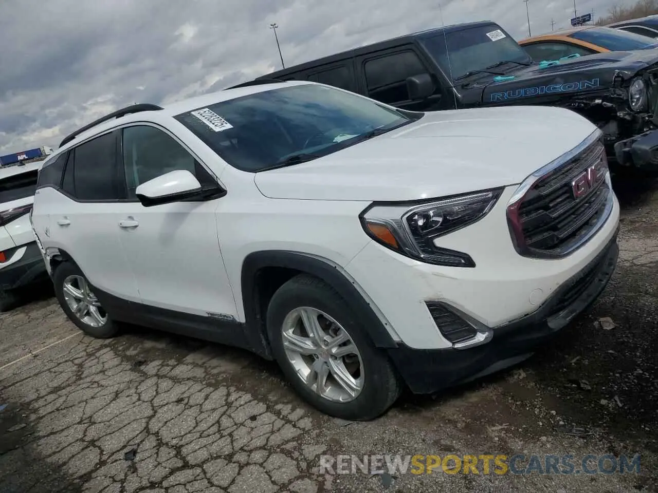 4 Photograph of a damaged car 3GKALTEVXLL346442 GMC TERRAIN 2020