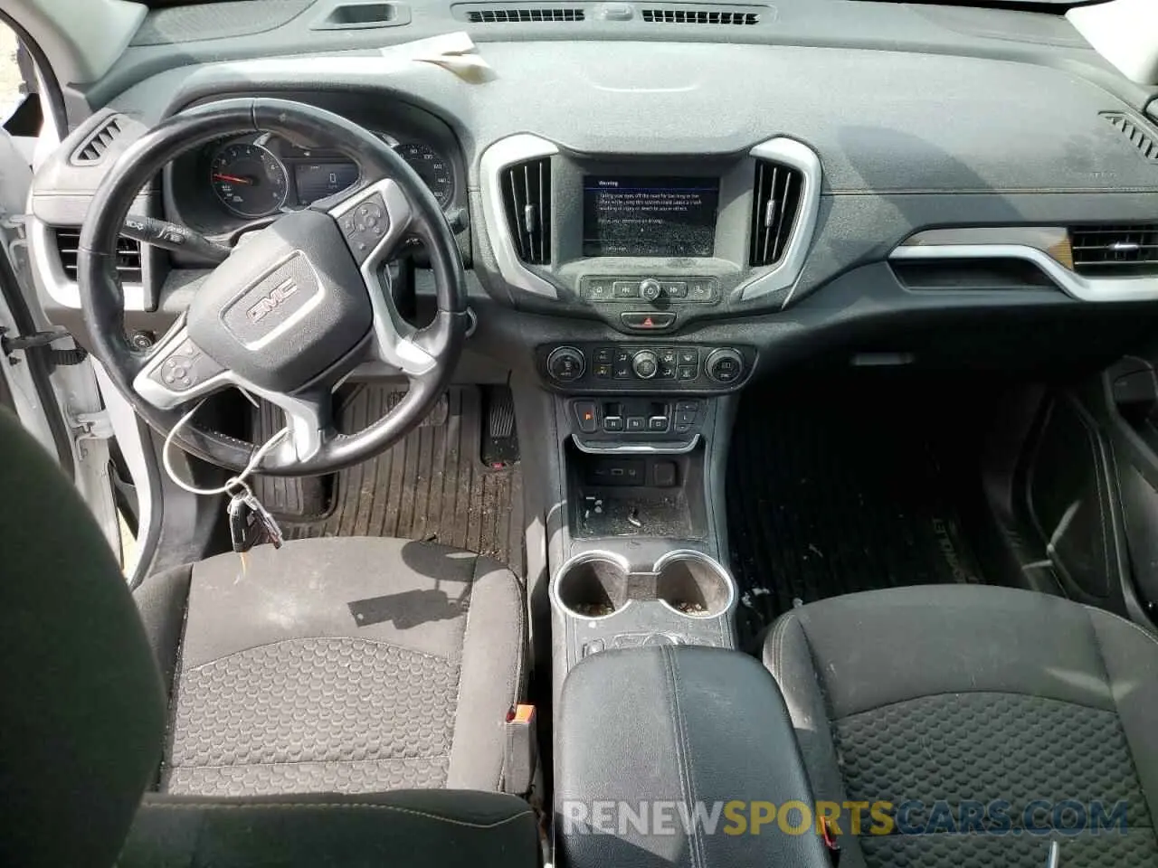 8 Photograph of a damaged car 3GKALTEVXLL346442 GMC TERRAIN 2020