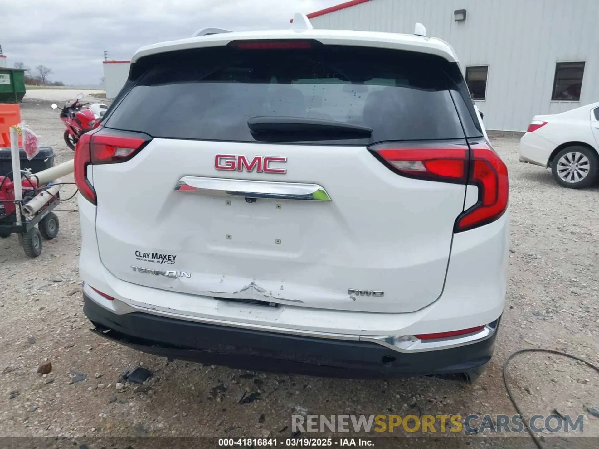 16 Photograph of a damaged car 3GKALVEV0LL102925 GMC TERRAIN 2020