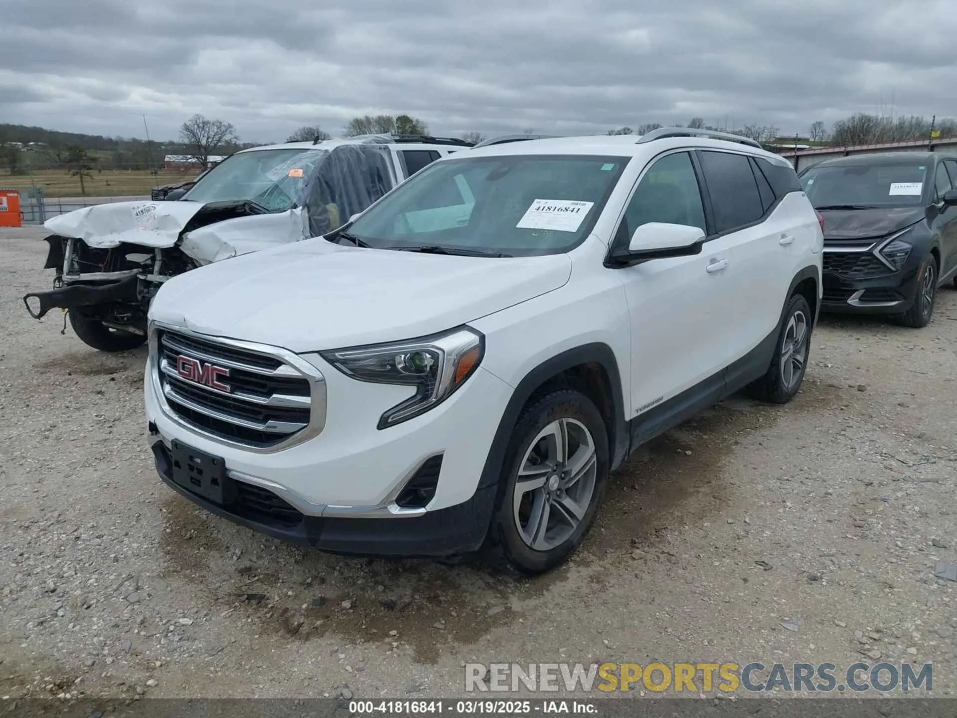 2 Photograph of a damaged car 3GKALVEV0LL102925 GMC TERRAIN 2020