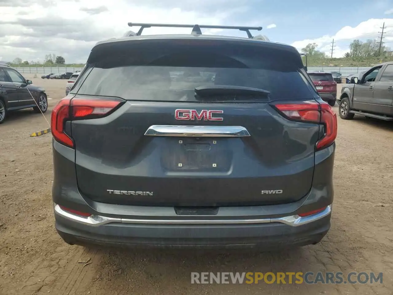 6 Photograph of a damaged car 3GKALVEV0LL192836 GMC TERRAIN 2020