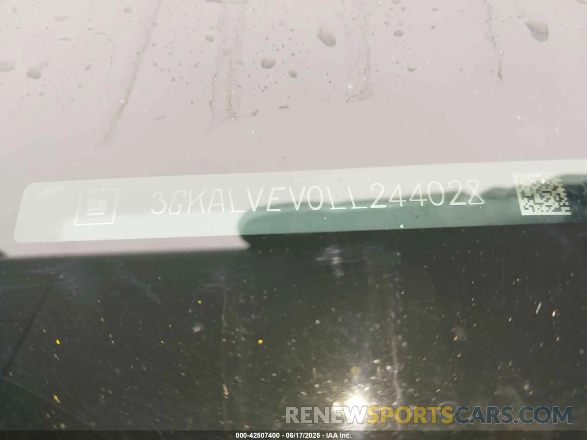17 Photograph of a damaged car 3GKALVEV0LL244028 GMC TERRAIN 2020