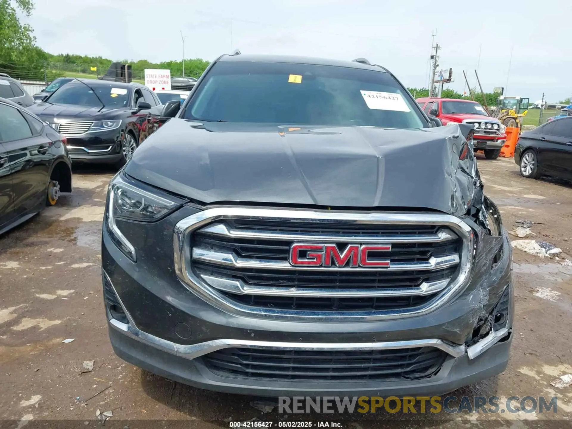 12 Photograph of a damaged car 3GKALVEV1LL204363 GMC TERRAIN 2020