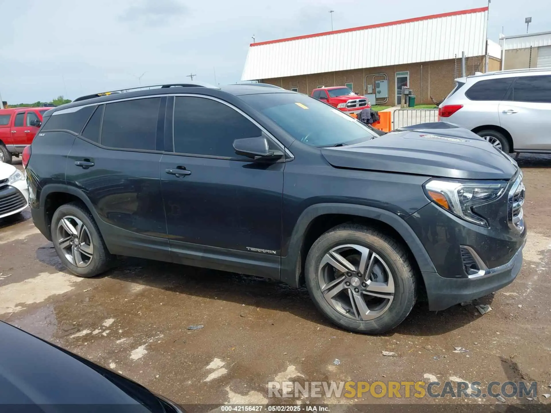 13 Photograph of a damaged car 3GKALVEV1LL204363 GMC TERRAIN 2020