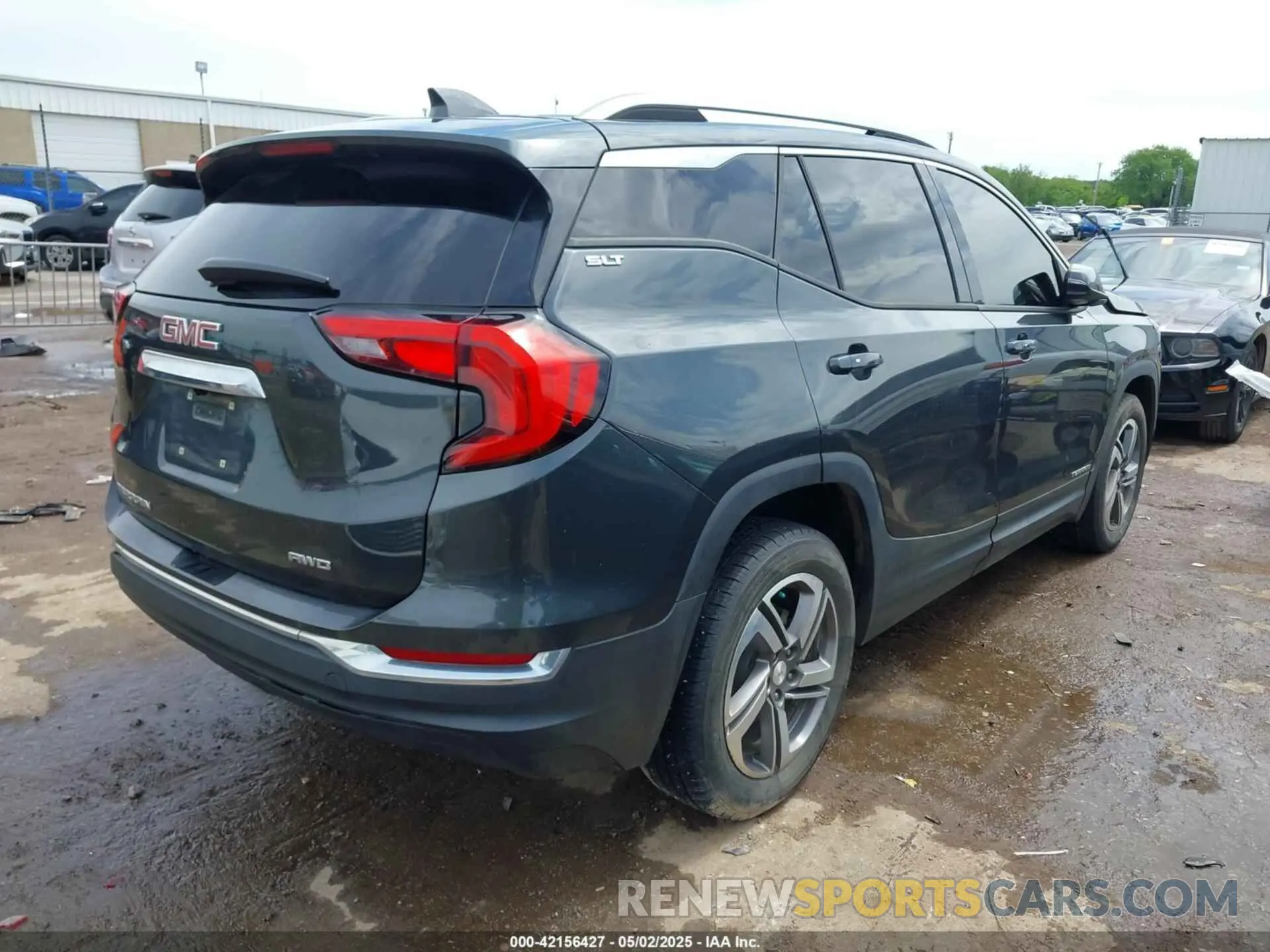 4 Photograph of a damaged car 3GKALVEV1LL204363 GMC TERRAIN 2020