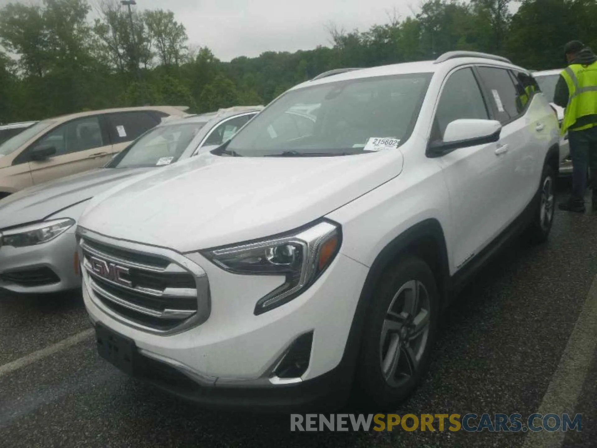 13 Photograph of a damaged car 3GKALVEV1LL277555 GMC TERRAIN 2020