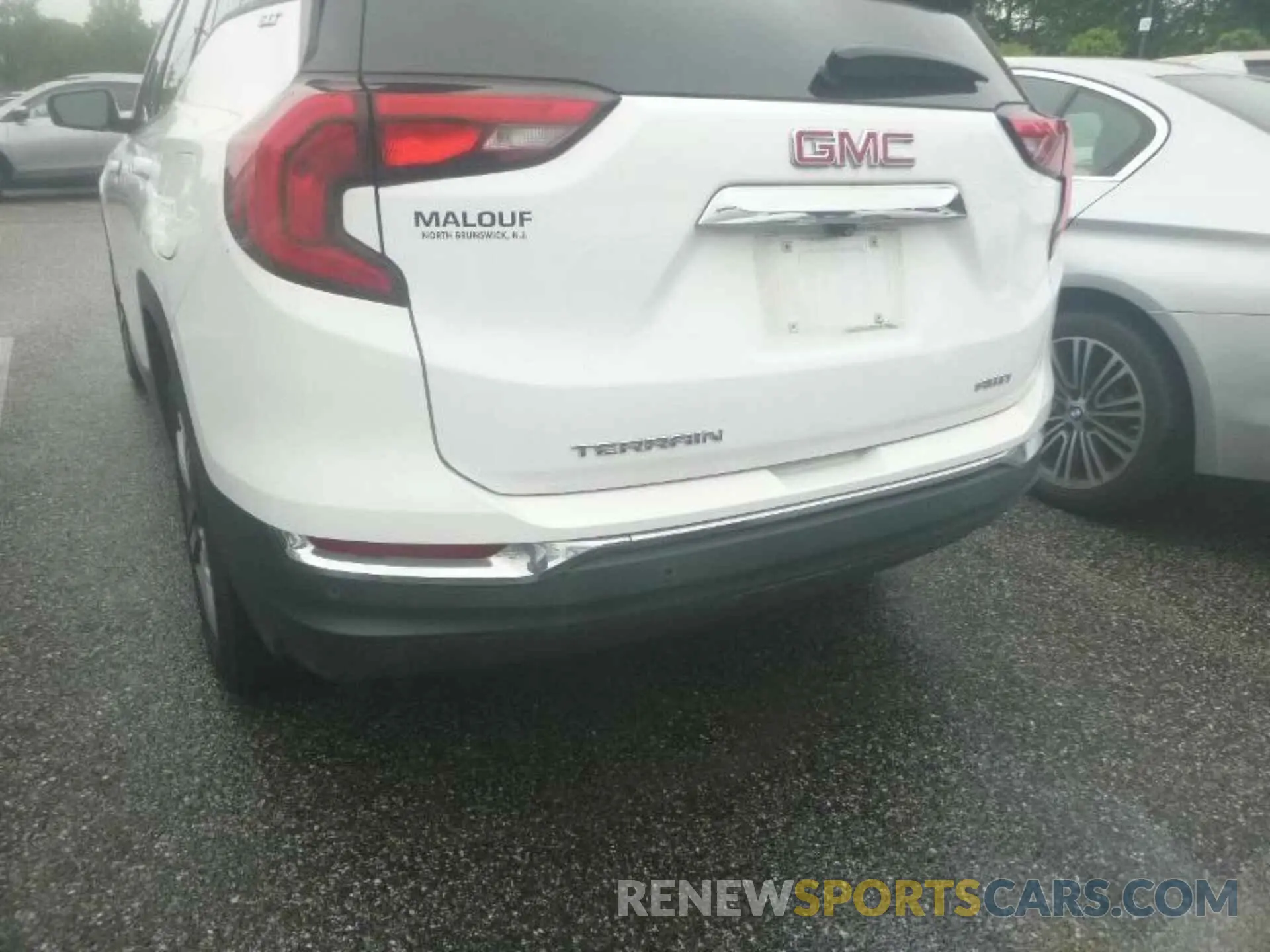 19 Photograph of a damaged car 3GKALVEV1LL277555 GMC TERRAIN 2020