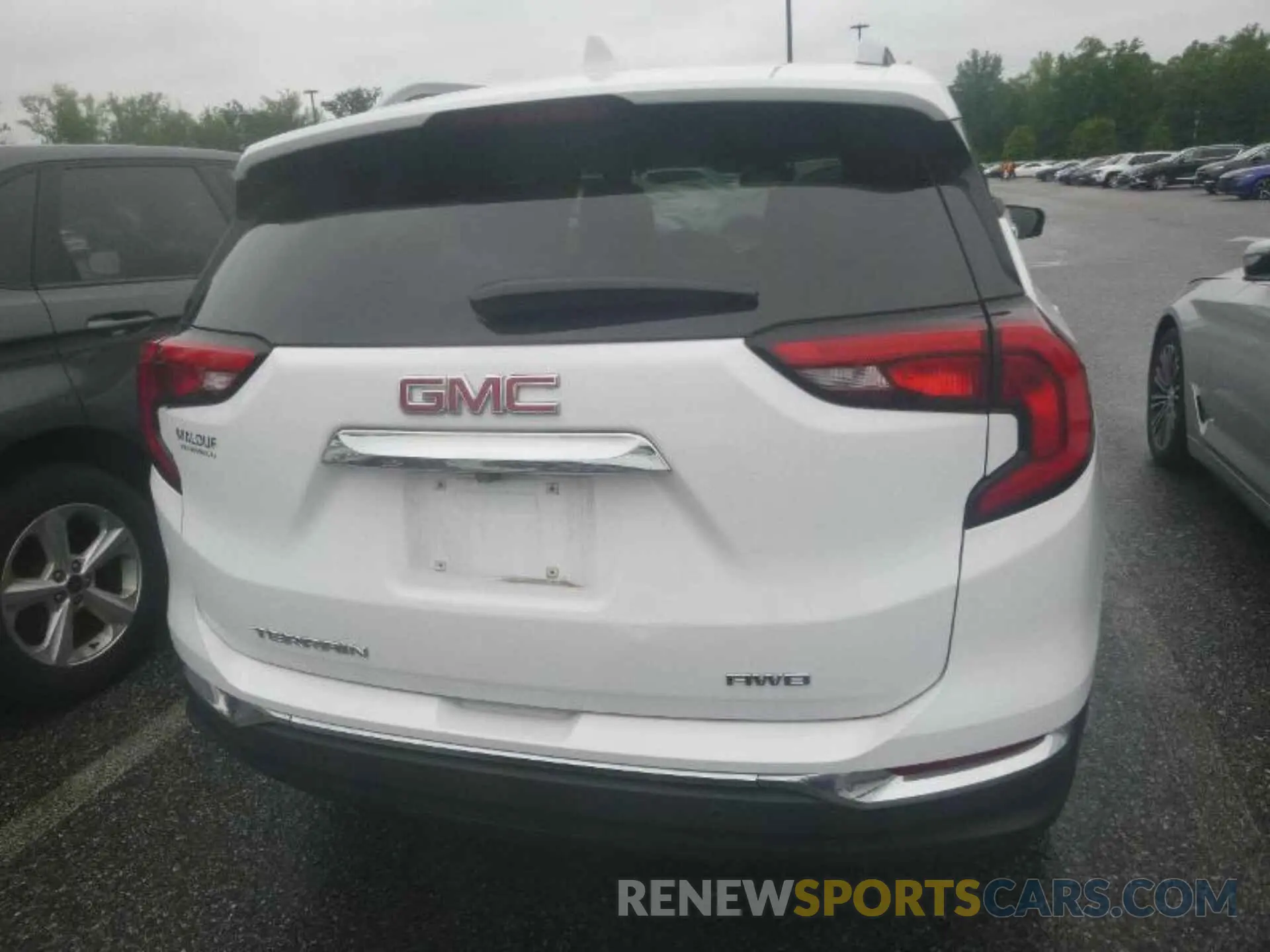 9 Photograph of a damaged car 3GKALVEV1LL277555 GMC TERRAIN 2020